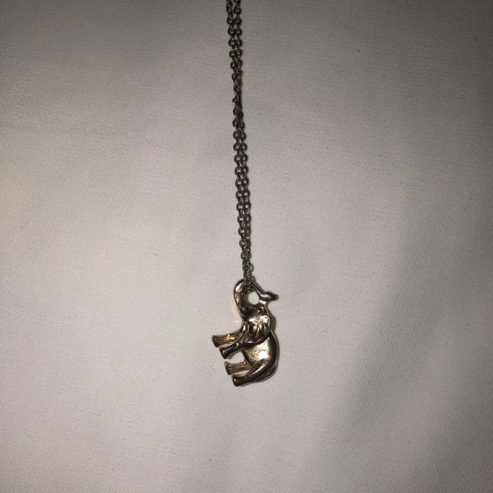 💗2 for $10💗Elephant Necklace and bracelet